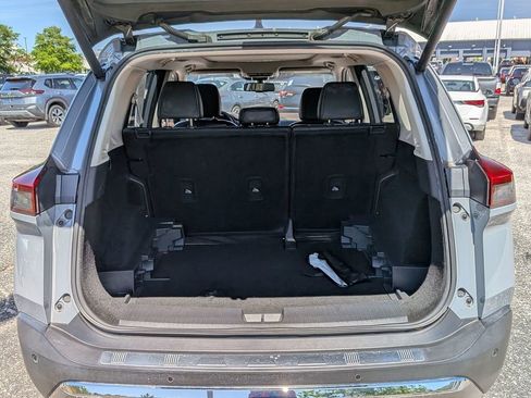 Used 2021 Nissan Rogue Platinum FWD image 27