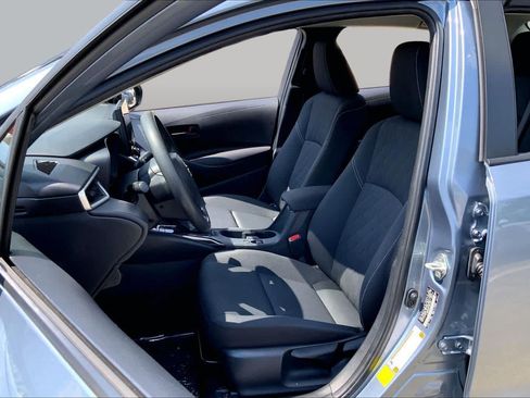 Used 2023 Toyota Corolla LE FWD image 8