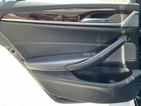 Used 2018 BMW M550i xDrive AWD/4WD image 27