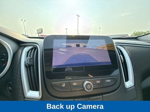 Used 2023 Chevrolet Malibu LT FWD image 26