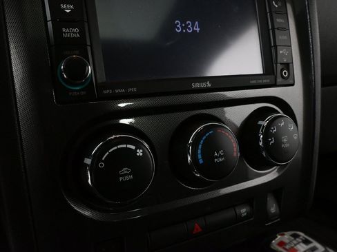 Used 2010 Dodge Challenger SRT8 image 13