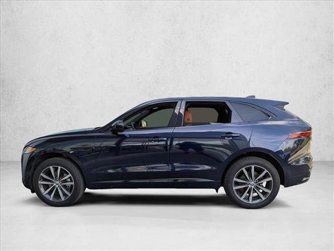 Certified 2024 Jaguar F-PACE R-Dynamic S image 8