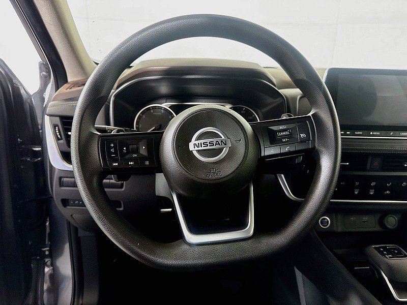 Used 2021 Nissan Rogue S FWD image 12
