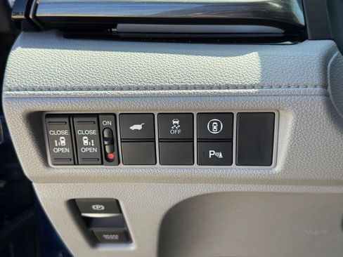 Used 2023 Honda Odyssey Elite image 27