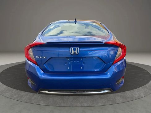 Used 2019 Honda Civic EX image 6