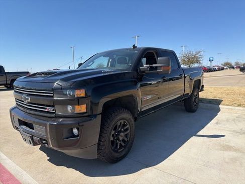 Used 2018 Chevrolet Silverado 2500 LTZ w/ Duramax Plus Package image 2