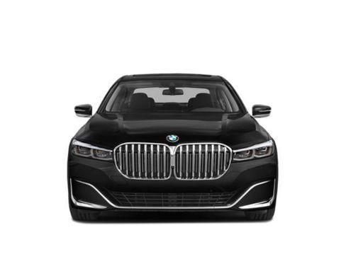 Used 2022 BMW 740i w/ M Sport Package RWD image 7