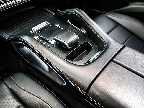 Used 2023 Mercedes-Benz GLE 350 image 6