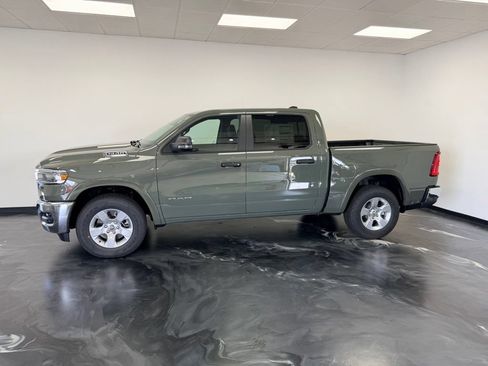 New 2026 RAM 1500 4x4 Crew Cab image 20