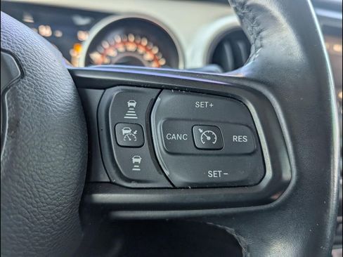 Used 2021 Jeep Wrangler Unlimited Sport AWD/4WD image 15