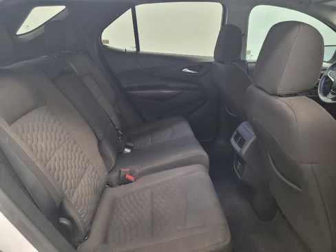 Used 2021 Chevrolet Equinox LT FWD image 19