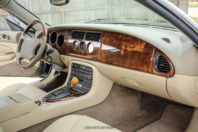 Used 1999 Jaguar XK8 Convertible RWD image 21