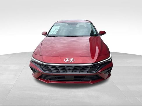 New 2026 Hyundai Elantra Limited w/ Cargo Package image 7