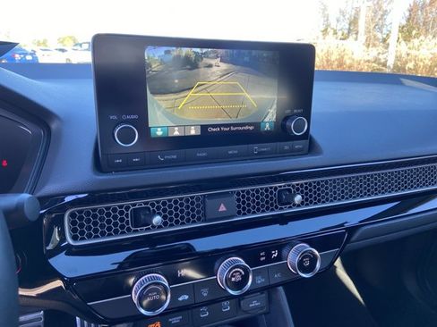 Used 2025 Honda Civic Sport image 35