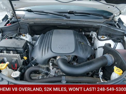 Used 2019 Jeep Grand Cherokee Overland AWD/4WD image 10