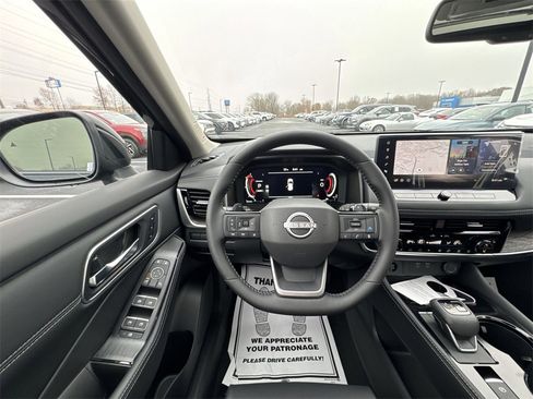 New 2026 Nissan Rogue Platinum w/ Platinum Premium Package image 14