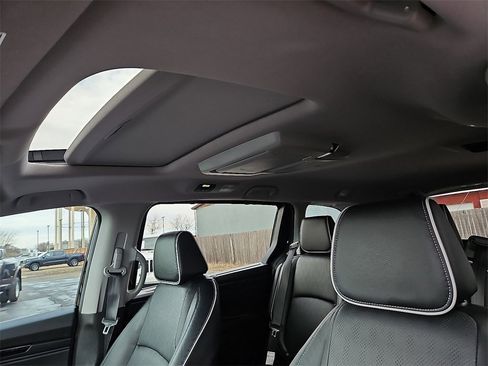 Used 2024 Honda Odyssey Elite image 20