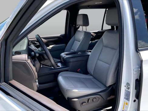 Used 2022 Chevrolet Tahoe Z71 AWD/4WD image 8