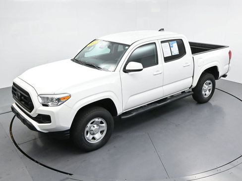 Used 2023 Toyota Tacoma SR AWD/4WD image 34