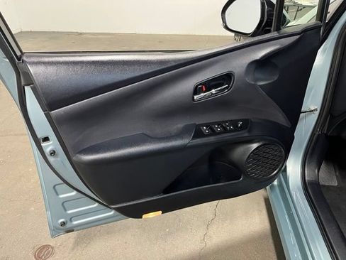 Used 2017 Toyota Prius Four w/ Advanced Technology Package FWD image 22