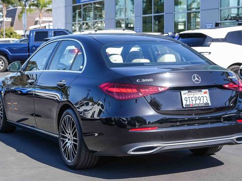 Used 2023 Mercedes-Benz C 300 4MATIC Sedan image 8