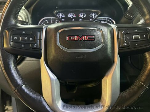 Used 2022 GMC Sierra 1500 Elevation w/ X31 Off-Road Package AWD/4WD image 16