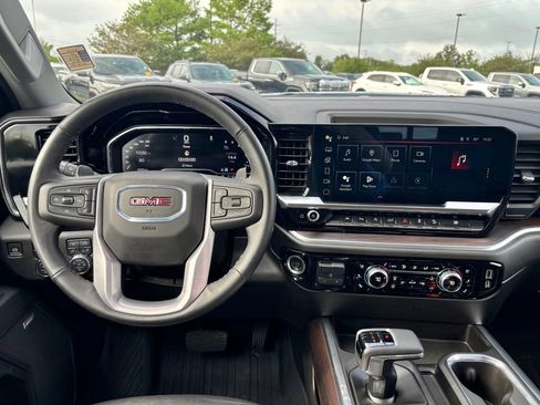Used 2024 GMC Sierra 1500 SLT w/ SLT Premium Plus Package AWD/4WD image 26