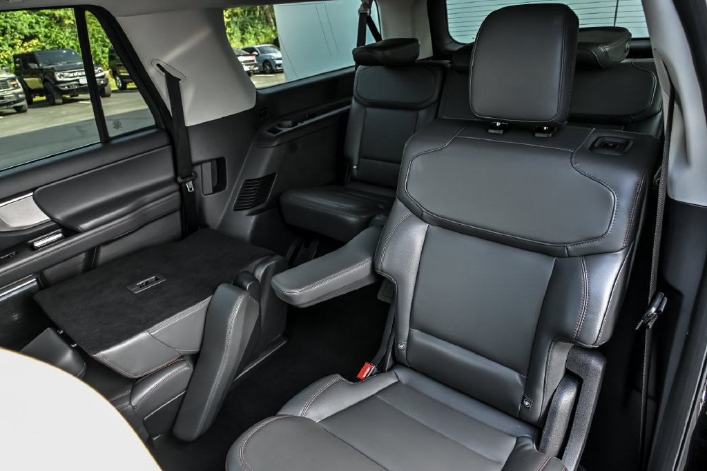 Certified 2025 Ford Expedition Max Active AWD/4WD image 15