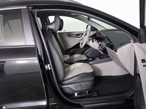 Used 2023 Kia Niro Wave w/ Wave Preserve Package image 34