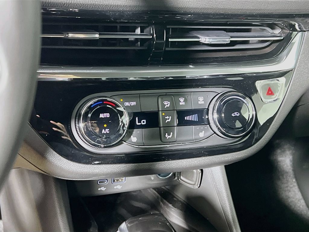 New 2026 Buick Envista Sport Touring w/ Convenience I Package FWD image 13