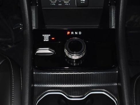 New 2025 Jeep Grand Cherokee Limited image 18