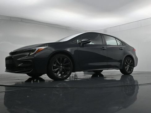 Used 2025 Toyota Corolla SE FWD image 20