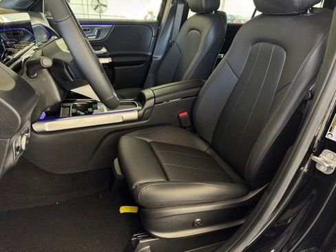 Certified 2025 Mercedes-Benz GLB 250 image 12