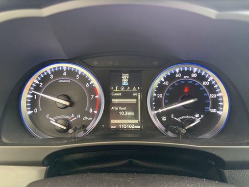 Used 2016 Toyota Highlander XLE image 20