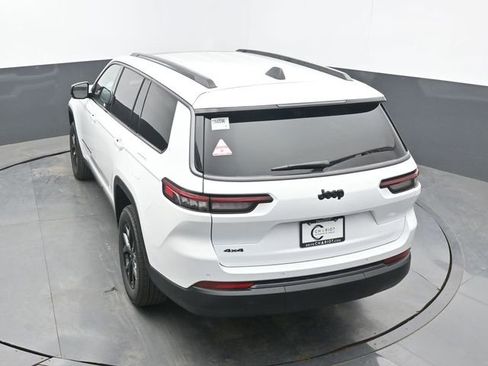 New 2026 Jeep Grand Cherokee L 4WD image 50
