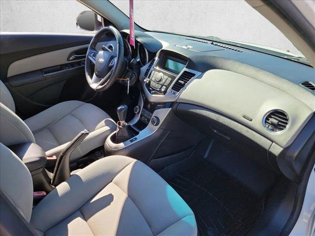 Used 2012 Chevrolet Cruze LT FWD image 26