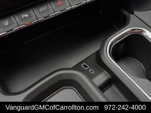 New 2026 GMC Sierra 2500 Denali Ultimate AWD/4WD image 17