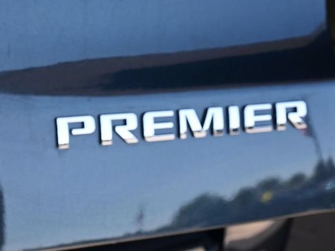 Used 2019 Chevrolet Tahoe Premier AWD/4WD image 26