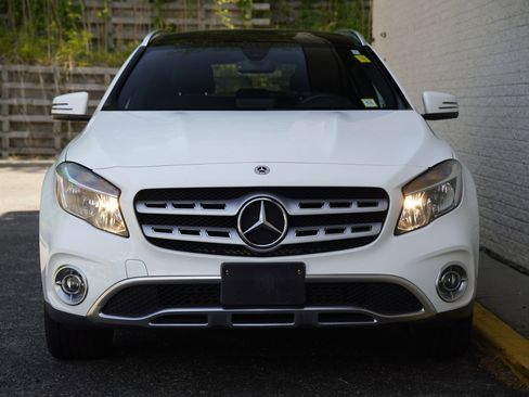 Used 2019 Mercedes-Benz GLA 250 4MATIC image 10