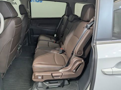 New 2026 Honda Odyssey Touring image 25