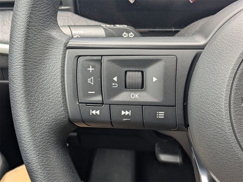 New 2026 Nissan Kicks SV image 23