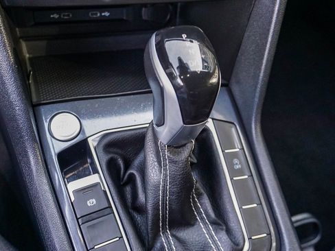 Used 2024 Volkswagen Tiguan S image 23