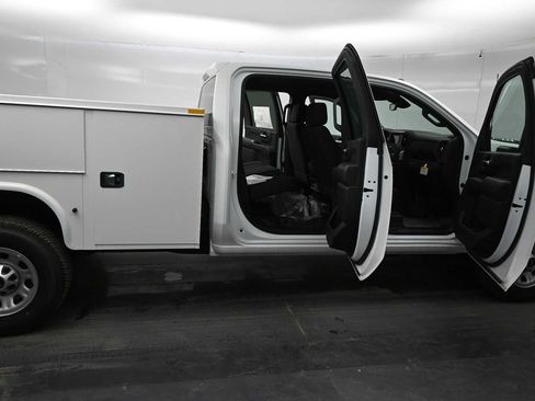 Used 2024 Chevrolet Silverado 3500 W/T w/ WT Convenience Package AWD/4WD image 23