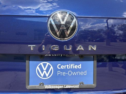 Used 2023 Volkswagen Tiguan SEL R-Line AWD/4WD image 24