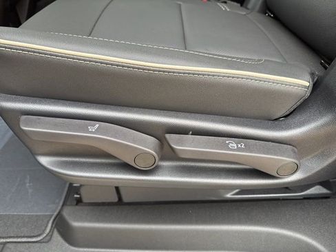 New 2026 GMC Yukon XL Elevation AWD/4WD image 38