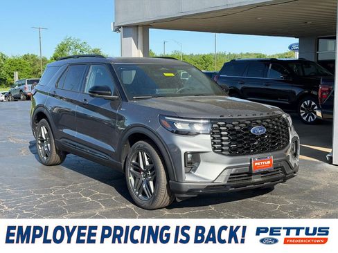 New 2026 Ford Explorer ST-Line AWD/4WD image 1