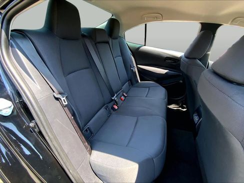 Used 2024 Toyota Corolla LE FWD image 19