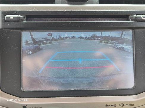 Used 2018 Toyota 4Runner SR5 AWD/4WD image 9