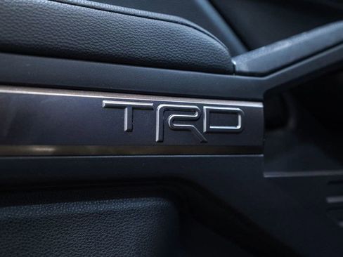 Certified 2025 Toyota Tacoma TRD Off-Road image 17