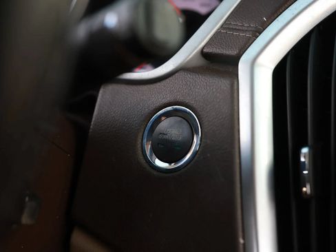Used 2011 Cadillac SRX Luxury FWD image 33